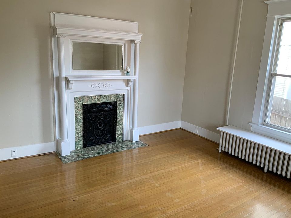 1st image of 406 Albemarle Ave SW APT A