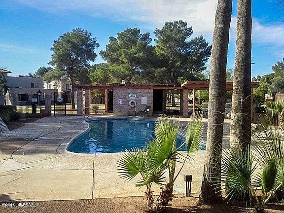 4th image of 6733 E Calle La Paz Unit D