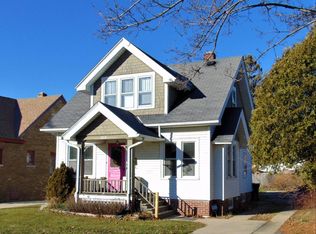 1014 Augusta St, Racine, WI 53402