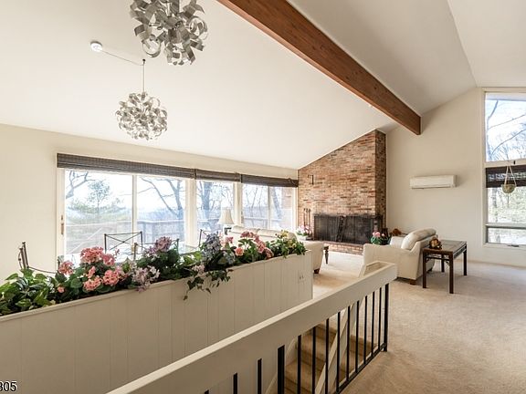 3rd image of 34 Long Ridge Rd