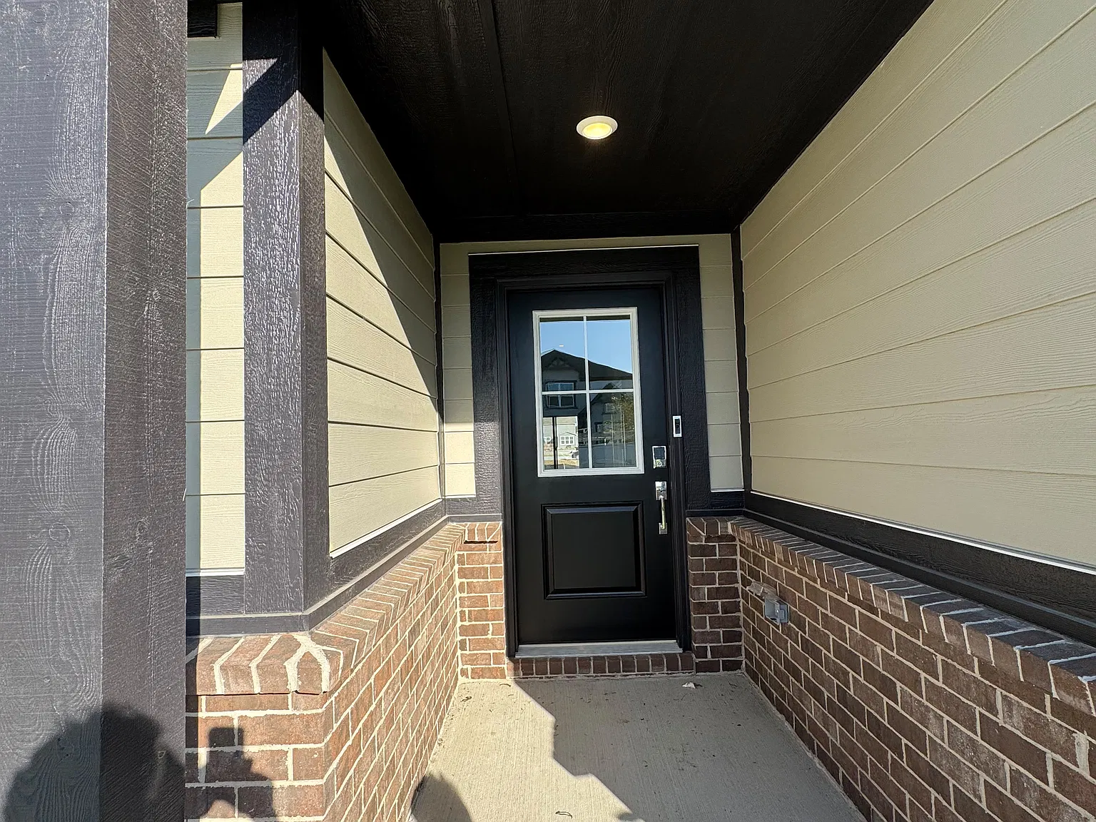 5 bed, 3.5 bath, 3079 sqft, $2,800 — Photo 3