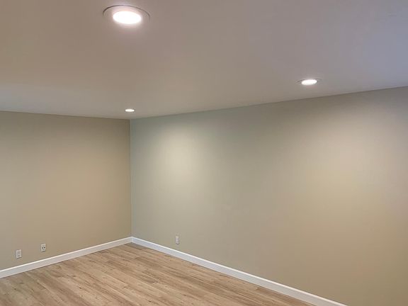 4th image of 22 Highland Ave #D
