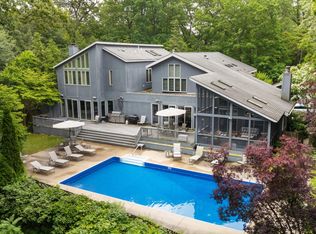 50102 Alpine Blvd, New Buffalo, MI 49117