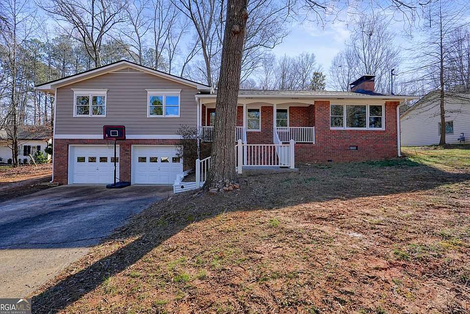 1st image of 134 Childers Rd