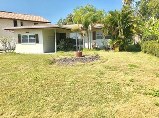 15812 Redington Dr, Redington Beach, FL 33708