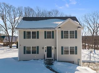 7 Lincoln Lane, Chester, NH 03036