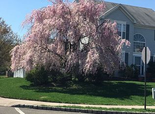 1 Bluebird Way, Raritan, NJ 08869