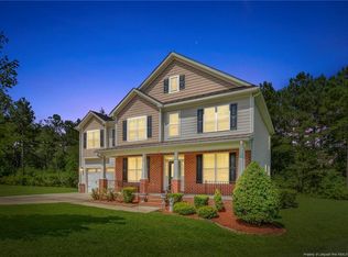 35 Wicker Cir, Spring Lake, NC 28390