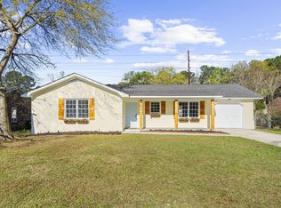 302 Gippy Dr, Summerville, SC 29486