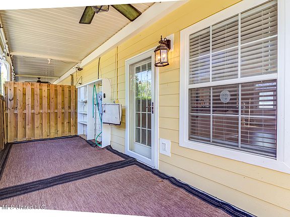 4th image of 1317 Foxwood Pl