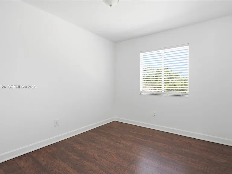 17530 SW 139th Ct — Photo 20