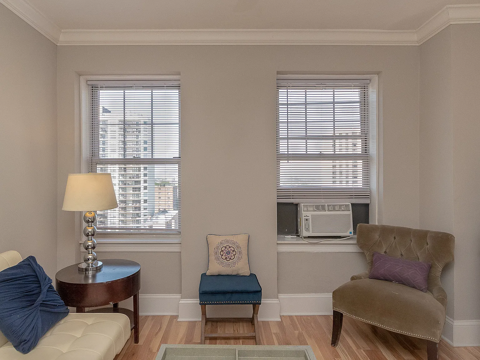451 W. Wrightwood — Photo 3