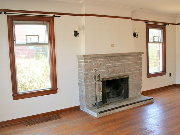 5th image of 821 NW 57th St