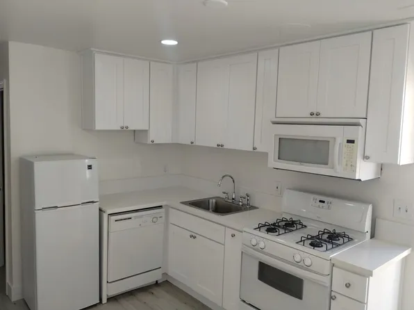 CA Palms, 501 S Mistletoe Ave Spc 14, San Jacinto, CA 92583