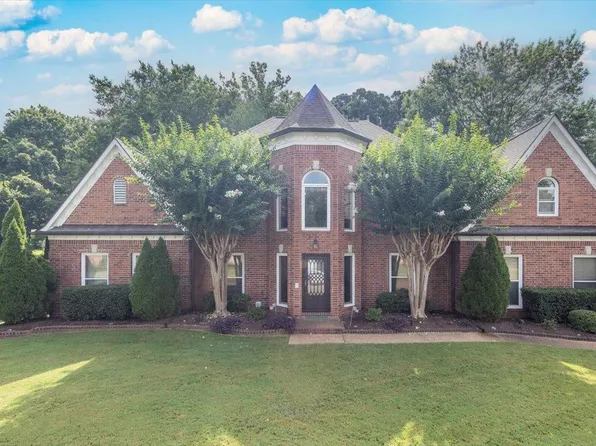 3076 Steeplegate Dr, Germantown, TN 38138