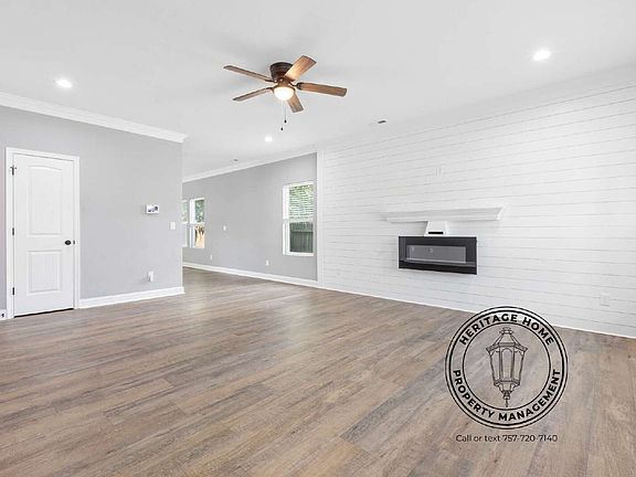 3rd image of 532 Harriett St