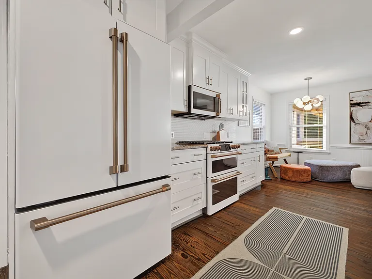 809 Virginia Ave — Photo 10