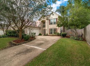 207 Lago Vista St, Kemah, TX 77565