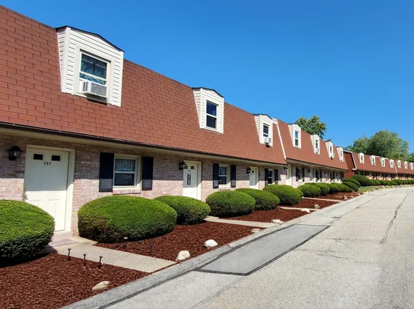 Starboard Villa Townhomes
