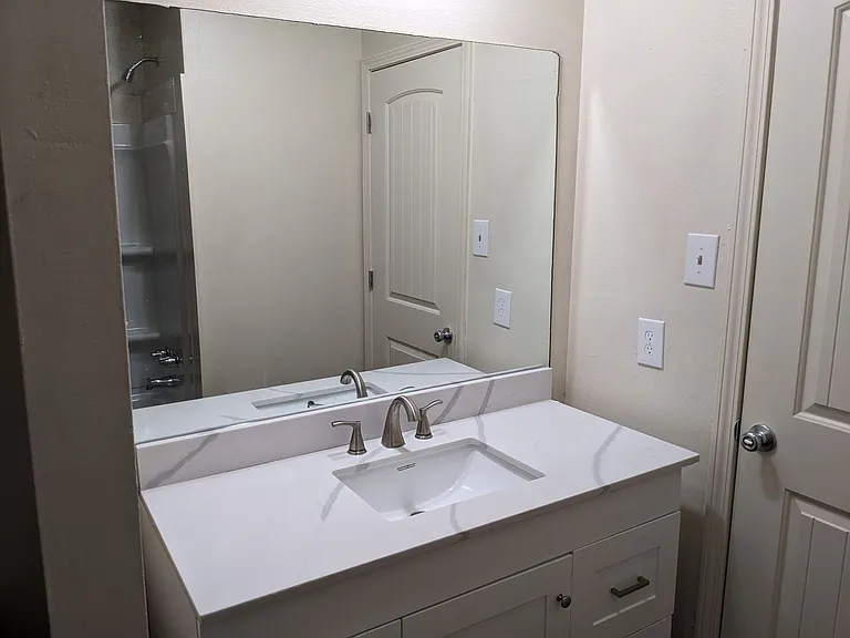 8316 Innovation Park Dr — Photo 22