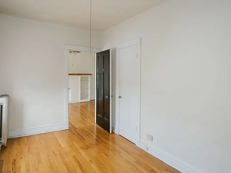 4844-46 N. Rockwell / 2604-12 W. Gunnison — Photo 36