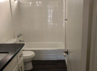 5168 Yarmouth Ave APT 18, Encino, CA 91316