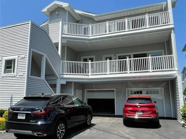 37 Fox Hill Drive #37, Baiting Hollow, NY 11933