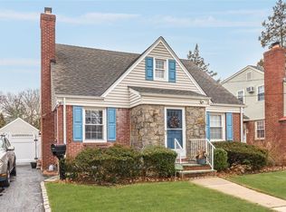 1518 Berkeley Ave, Baldwin, NY 11510