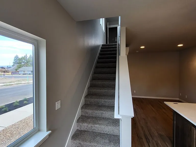 61570 Lucia Street — Photo 8