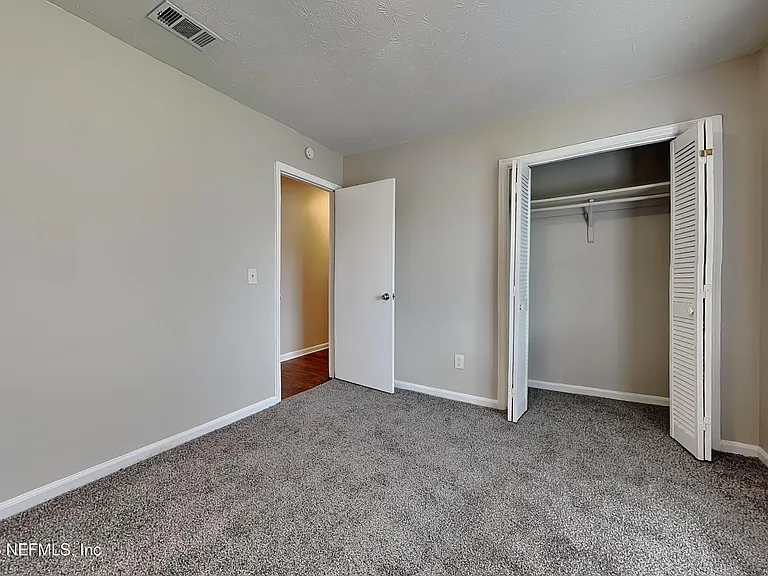 2804 Canyon Ct — Photo 13