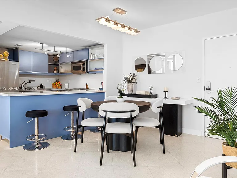 2301 Collins Ave #408 — Photo 11