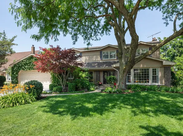 3956 Rutgers Ln, Northbrook, IL 60062