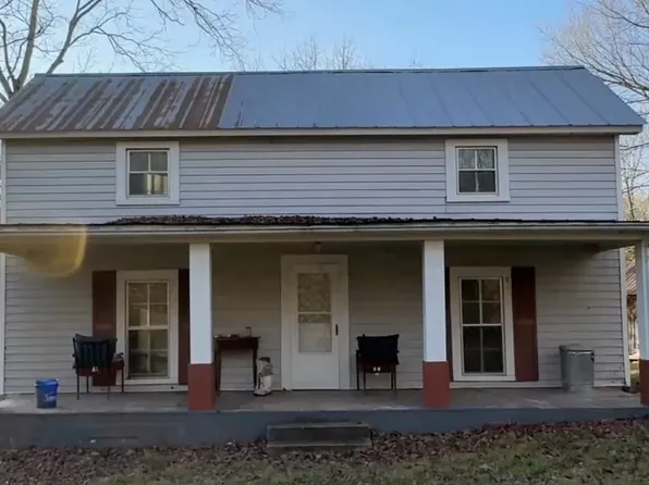 125 Peabody Rd, Charlotte, TN 37036