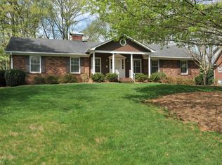 660 Lichfield Rd, Winston Salem, NC 27104