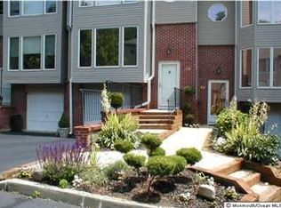 23 Ambassador Dr, Red Bank, NJ 07701