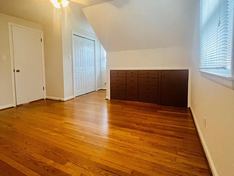 407 Anderson Ave — Photo 23