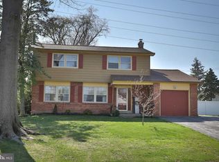 2014 Bridle Ln, Oreland, PA 19075