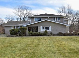 2747 Belgrave Rd, Pepper Pike, OH 44124