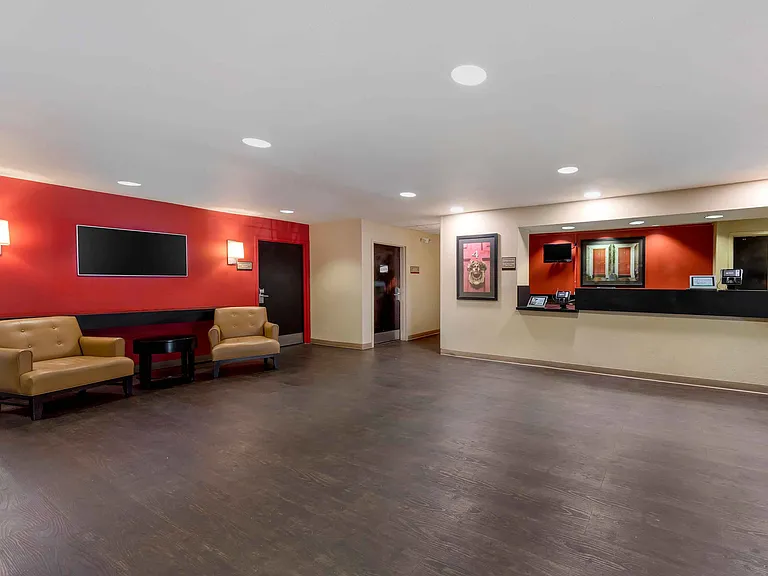Lobby and Guest Check-in