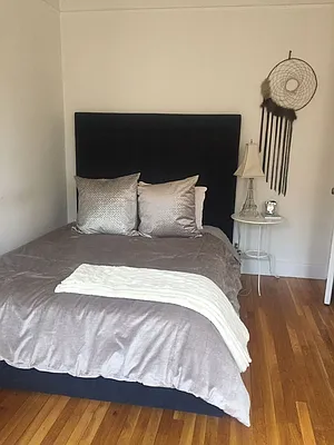 Rented by M.Woods & Associates | media 3