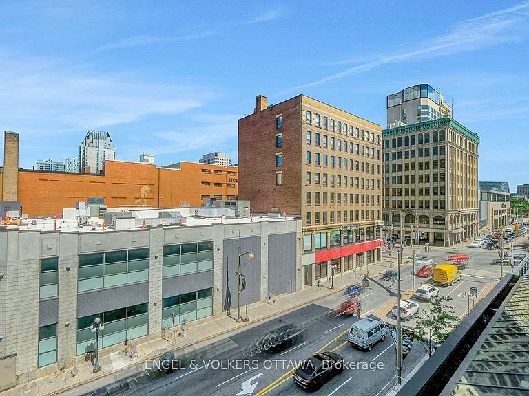 700 Sussex Dr N #403 — Photo 38