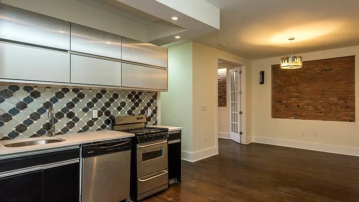 Rented by Nooklyn NYC LLC | media 41