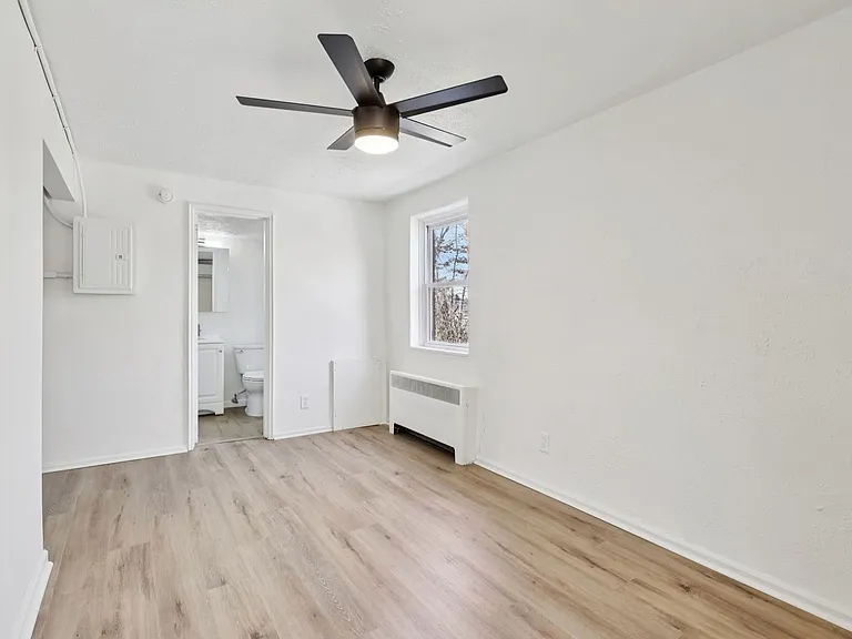 Charming 1, 2, and 3-Bedroom Townhomes in a Quiet Pittsburgh Neighborhood — Photo 17