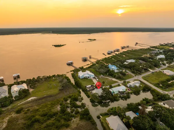 6698 Nassau St, Saint Augustine, FL 32080