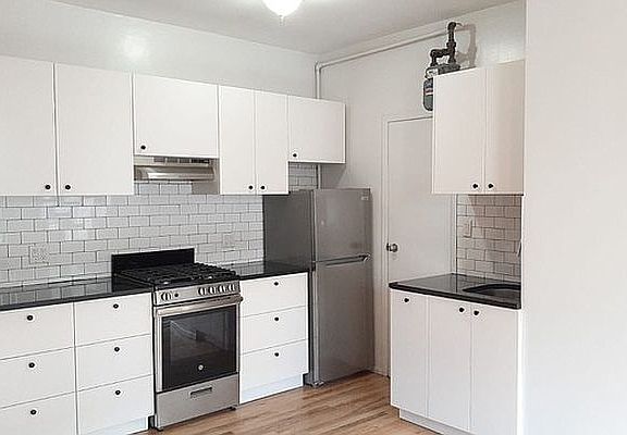 4th image of 146 Sullivan St APT 16