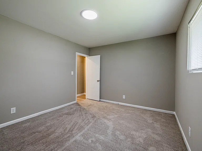 670 Chappell Dr #C — Photo 12