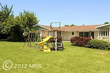 3rd image of 2209 Cherokee Dr
