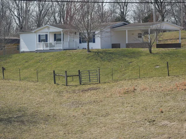 1077 Beaver Lake Rd, Lawrenceburg, KY 40342