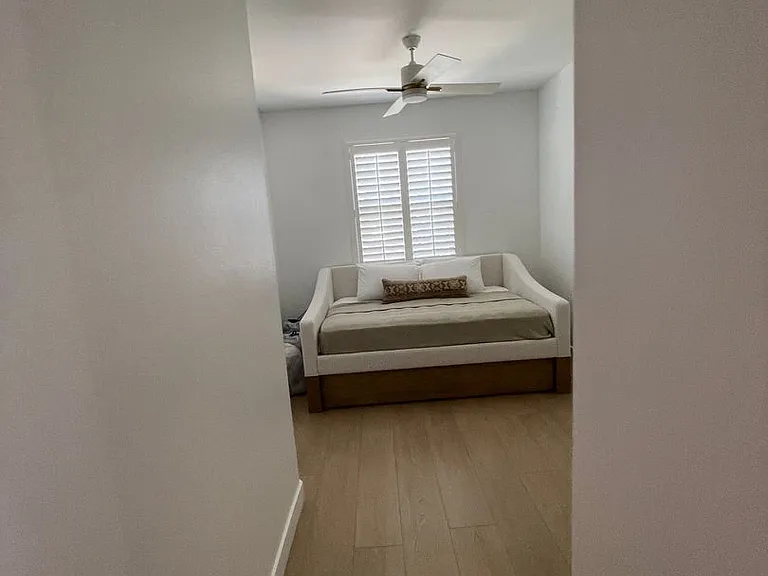 1093 S Positano Ave — Photo 6