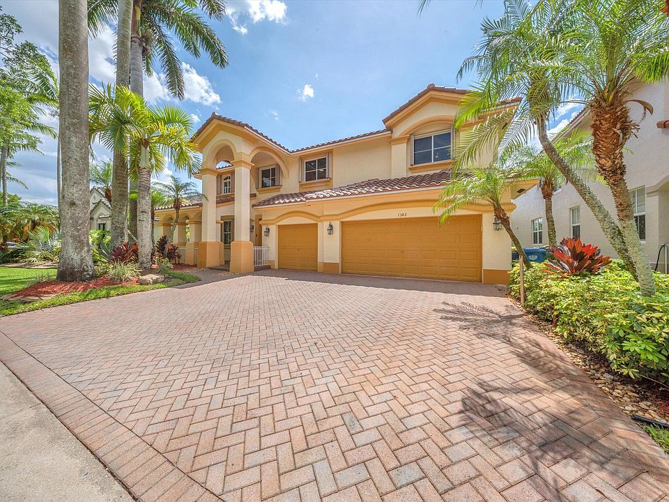 1st image of 1383 Crossbill Court